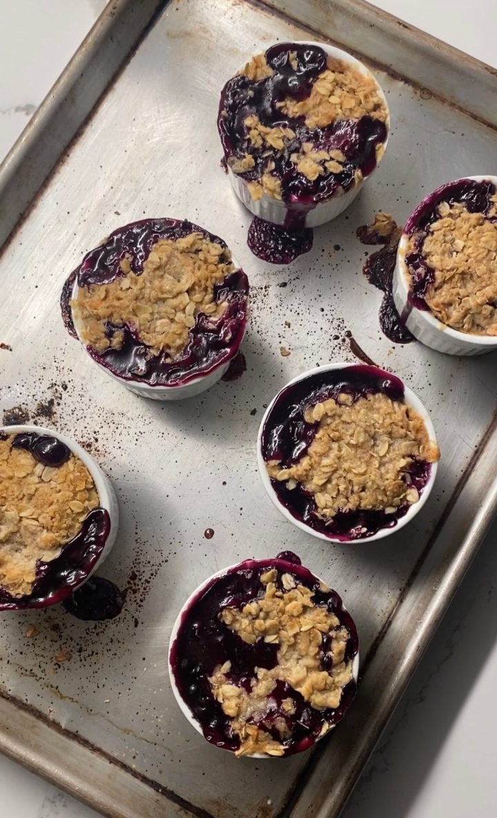 Individual blueberry crumbles